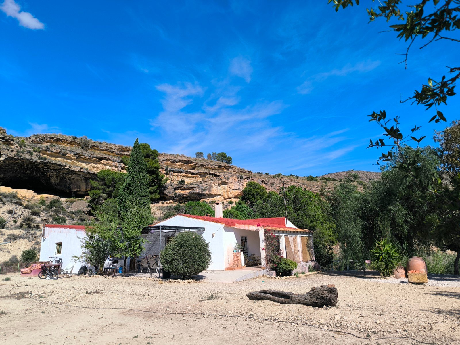 o_1jh92d10j1pj715kl1tprkod1aar33