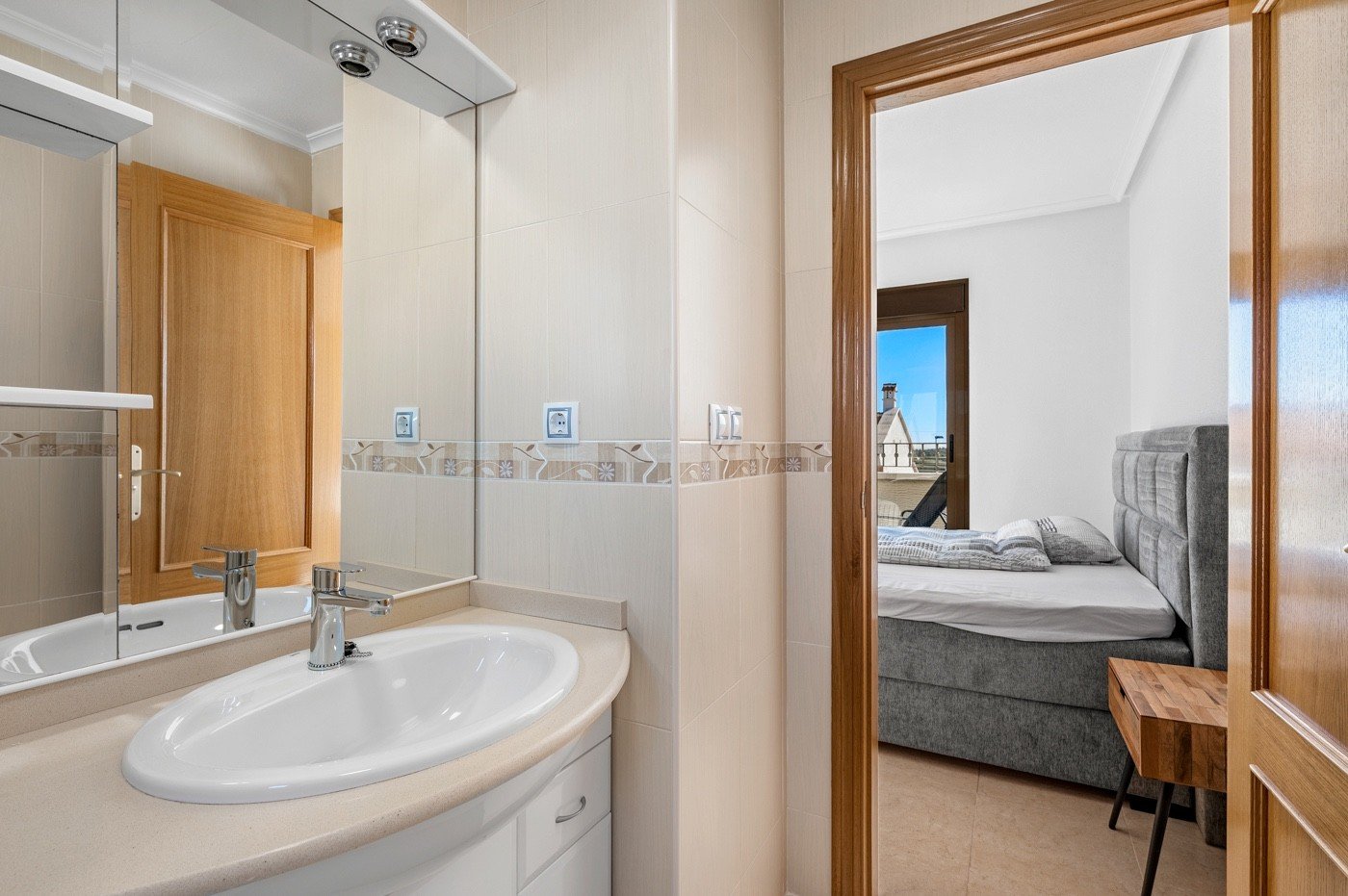 o_1ji7rs2qoh2k1tf07jn14np133g3e