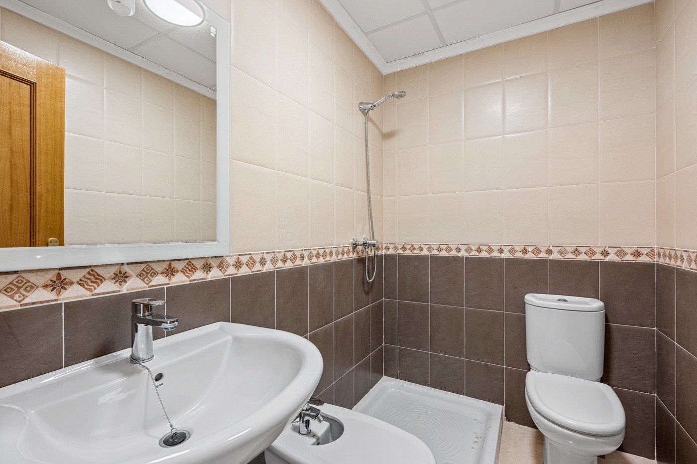 o_1ji7rs2qoi4d1764iodgqo1iac36