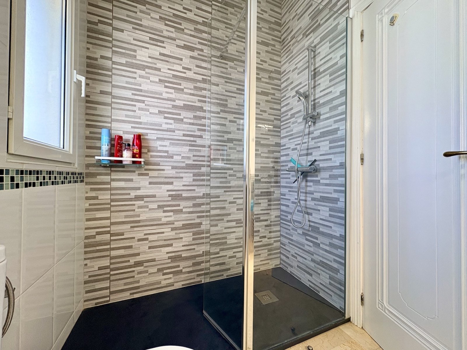 o_1jkdsg4g51vm1vo87q3jrq11j02v