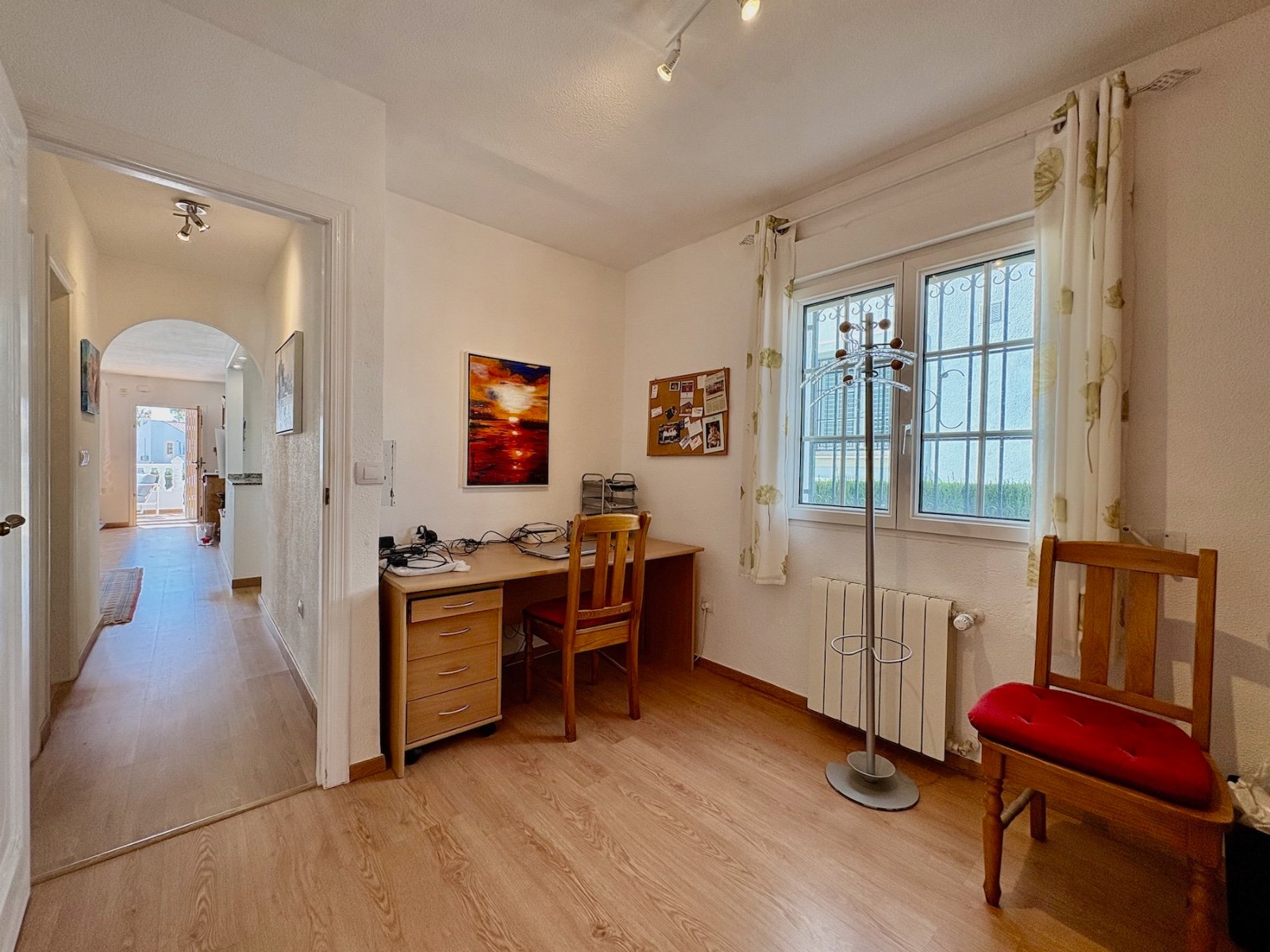 o_1jkdsg4g6213ie21aiuag71s2t34