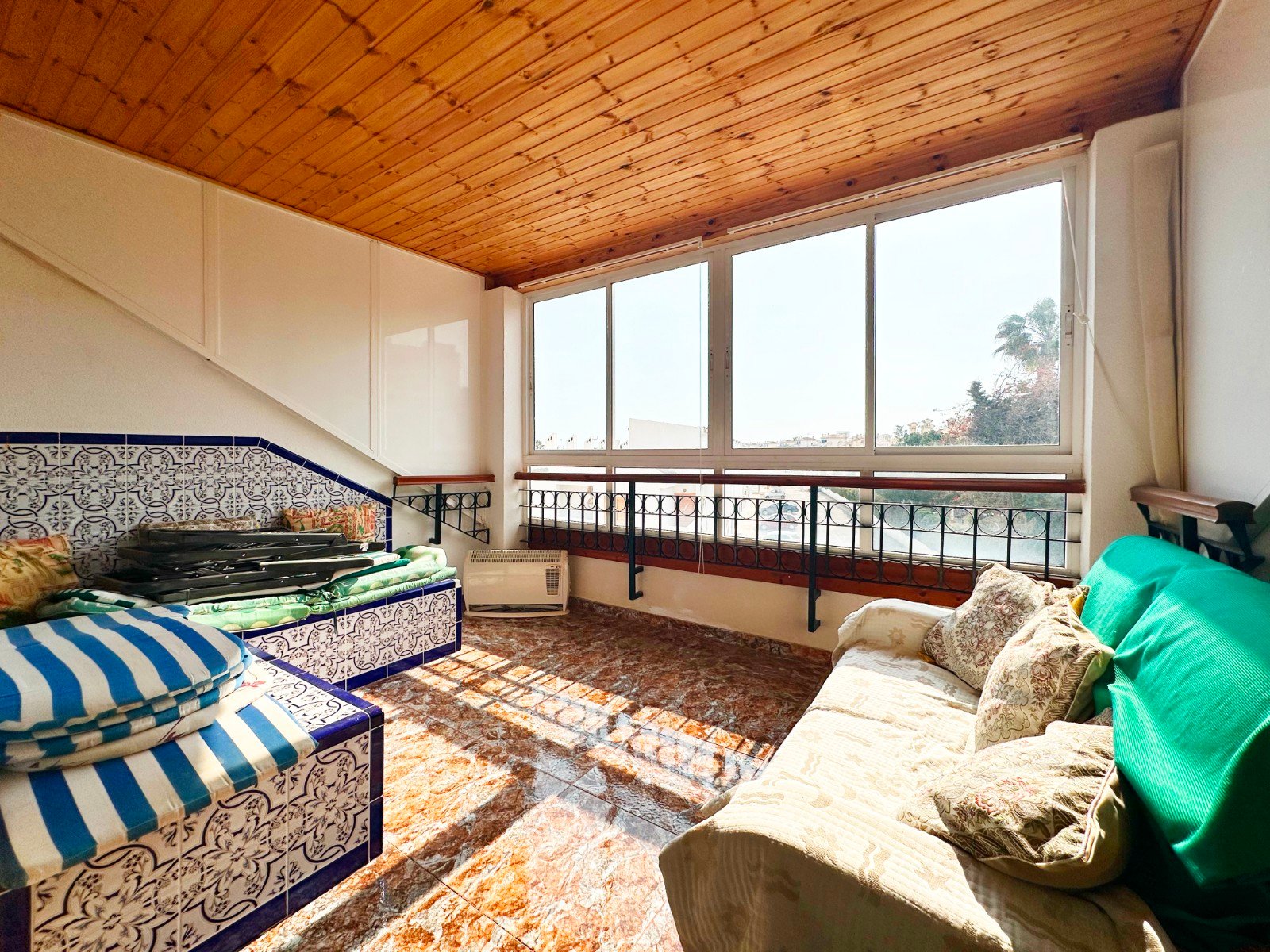 o_1jkg65ocohp516k02i914if1ktt4c