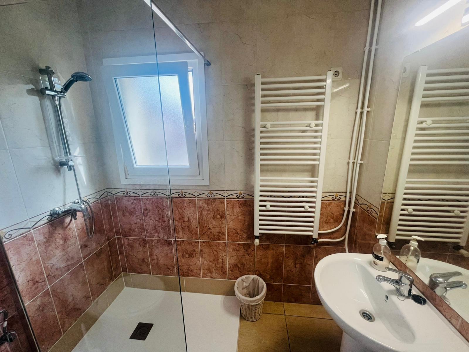 property_attachment_1dyqesfsk5_20250908095403