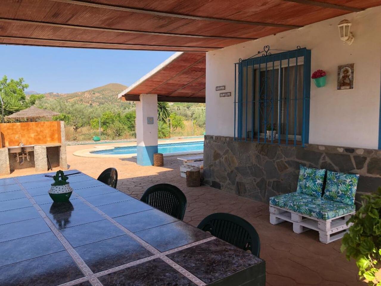 113611-property-for-sale-in-alora-84048284-large