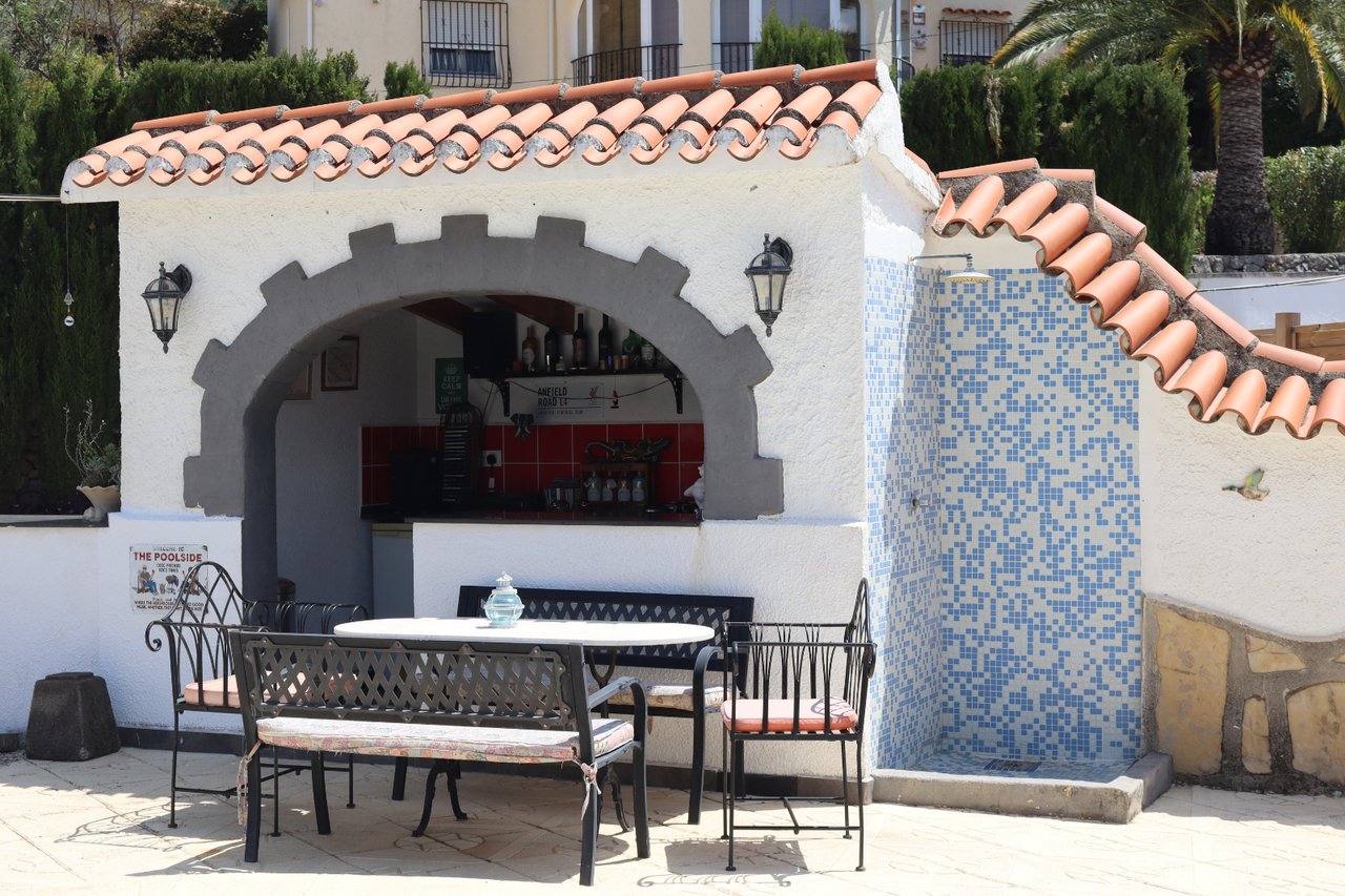 12394-villa-for-sale-in-orba-287494-large