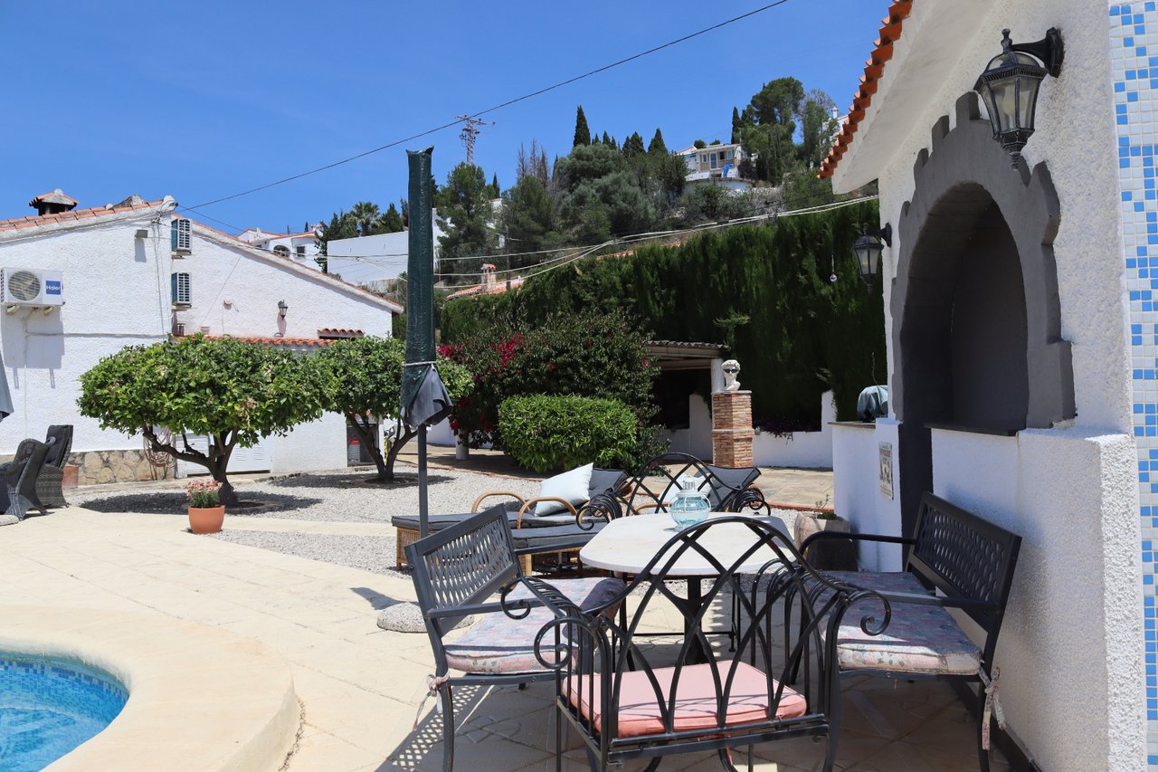 12394-villa-for-sale-in-orba-287525-large