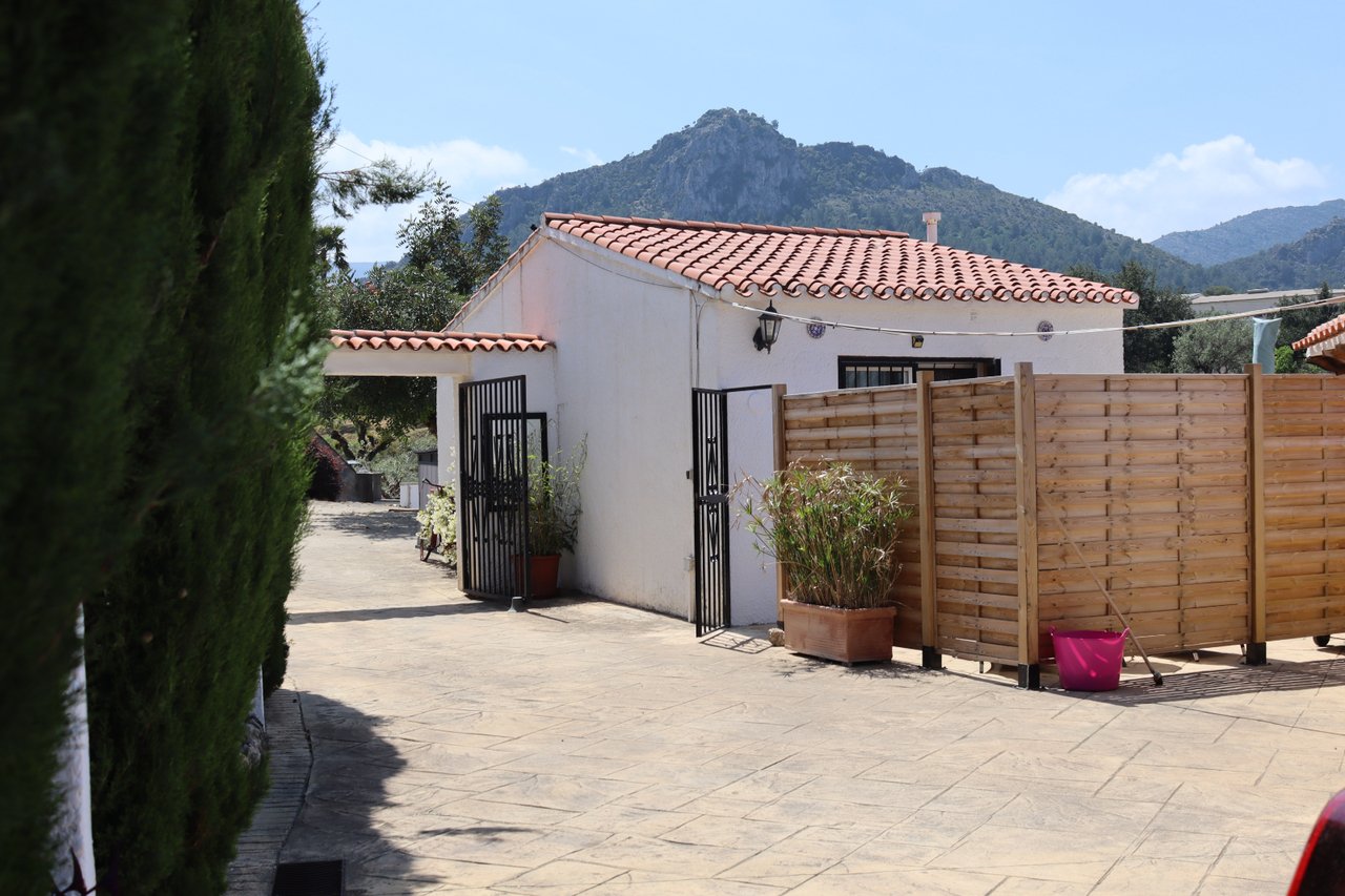 12394-villa-for-sale-in-orba-287530-large