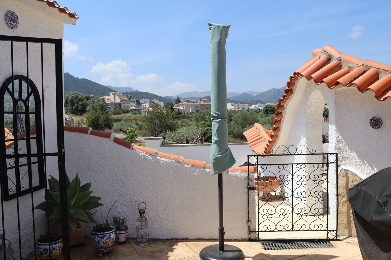 12394-villa-for-sale-in-orba-287533-large