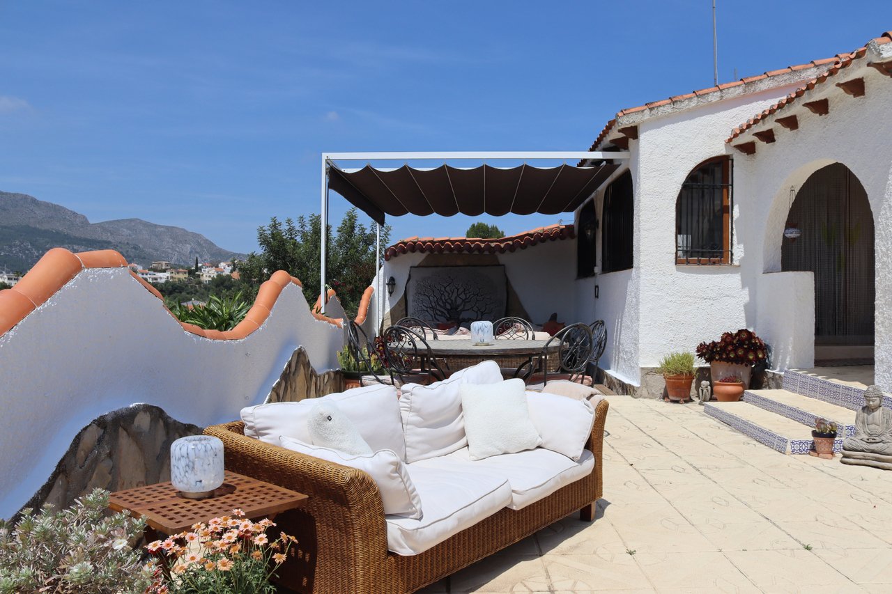 12394-villa-for-sale-in-orba-287552-large
