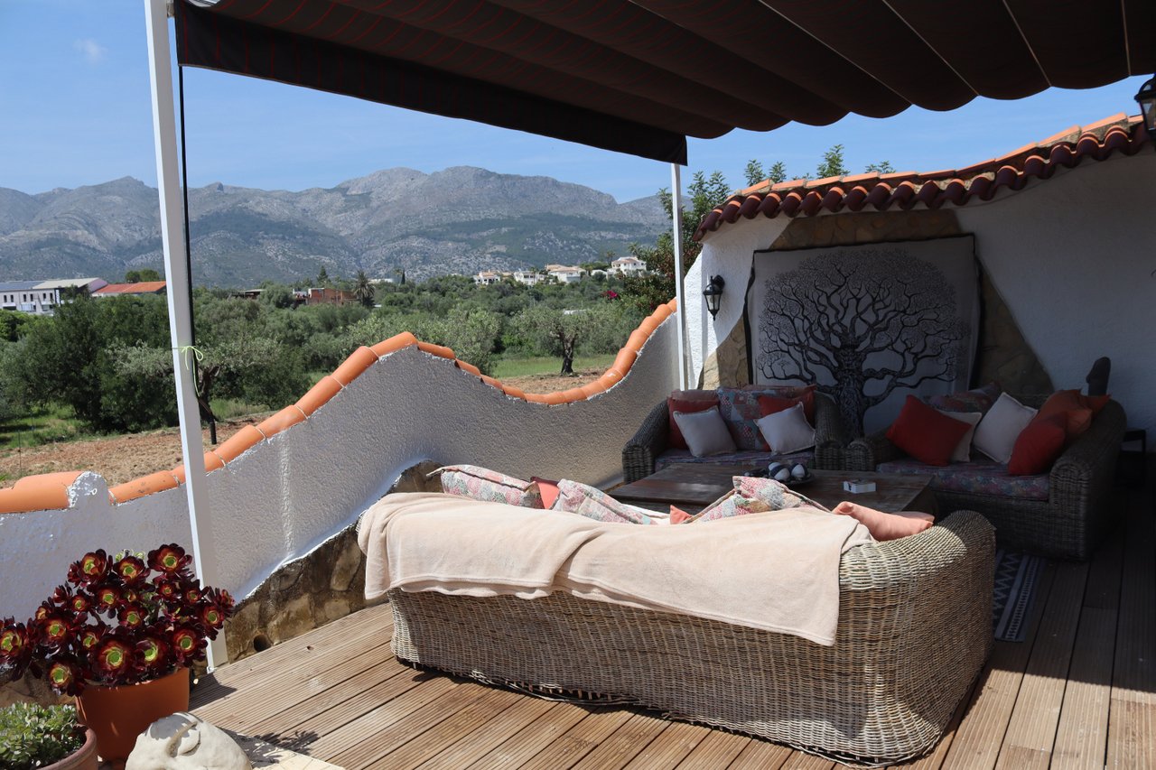 12394-villa-for-sale-in-orba-287554-large