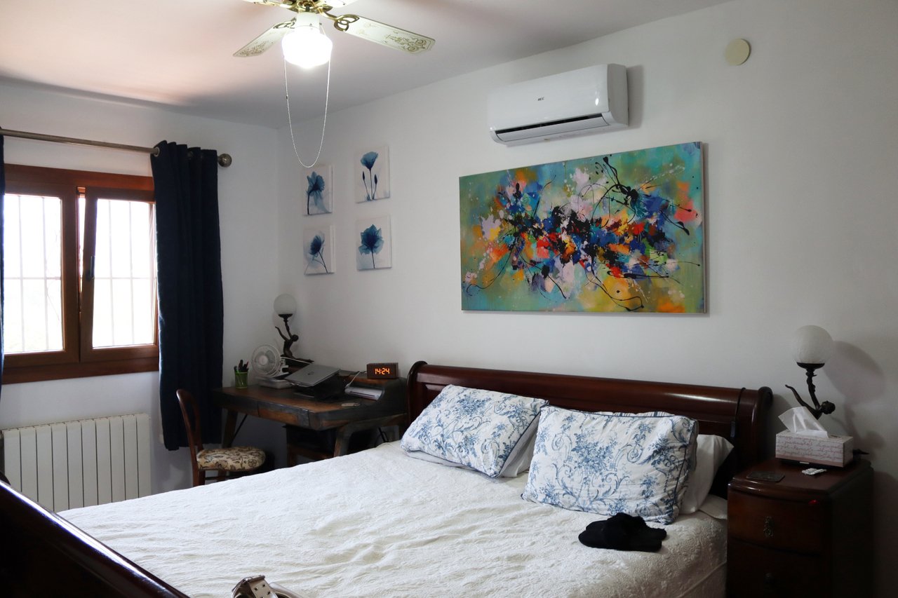12394-villa-for-sale-in-orba-287571-large