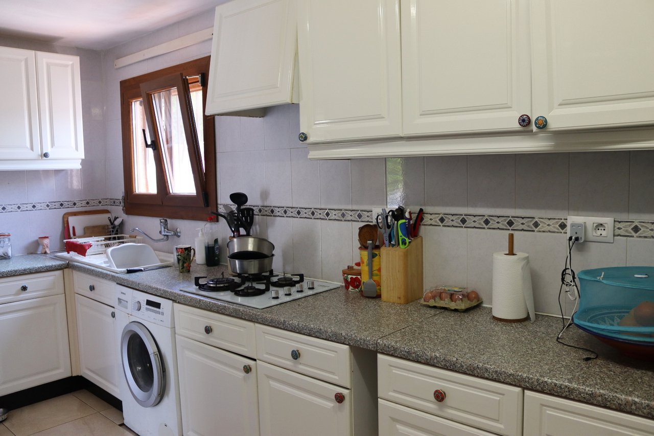 12394-villa-for-sale-in-orba-287584-large