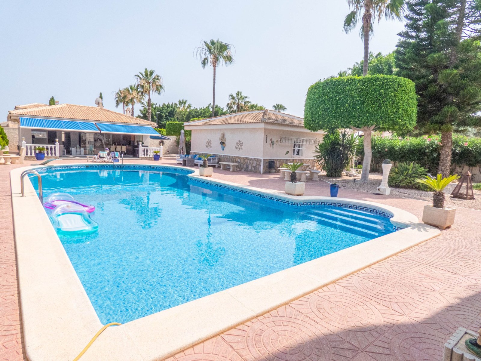 6110_an_amazing_villa_for_sale_in_quesada_with_summer_house_050723160732_p1140611