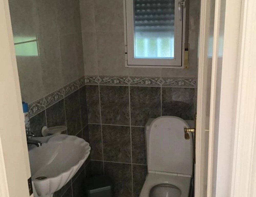 full_1263251_59922869
