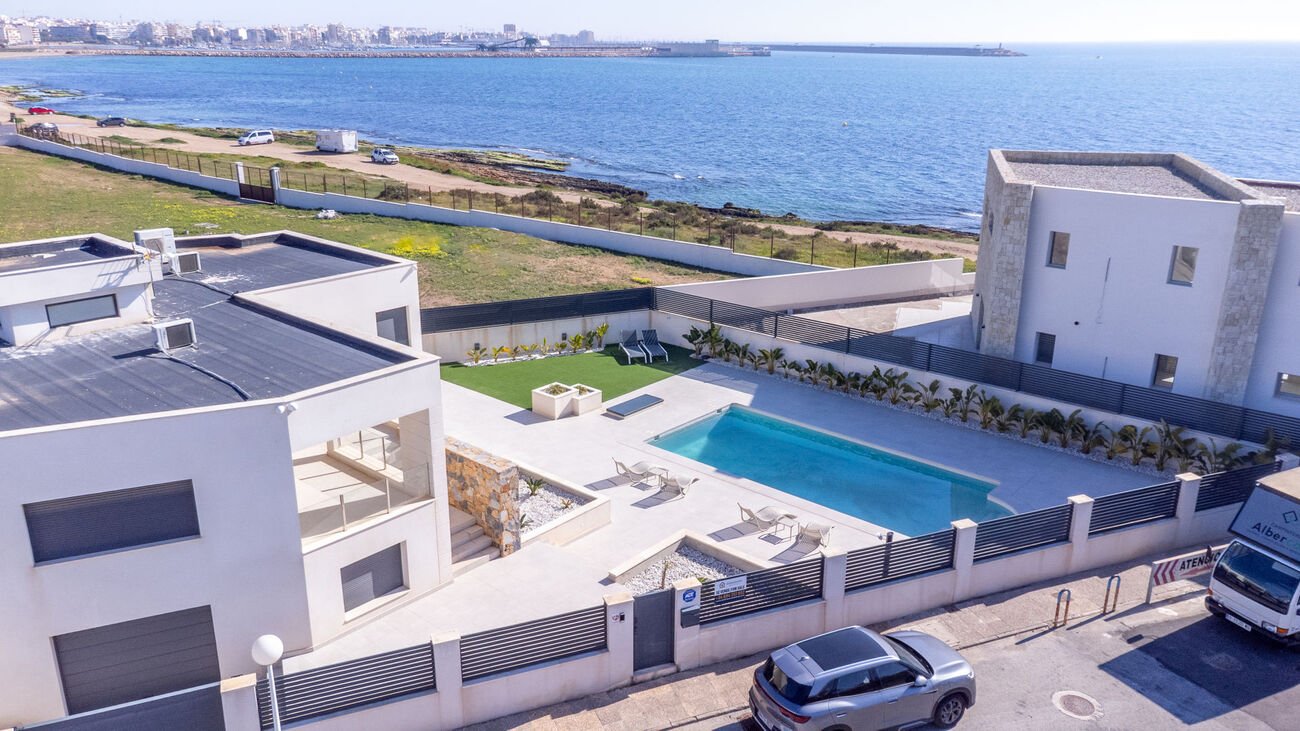 villa-torrevieja-refk4128-3