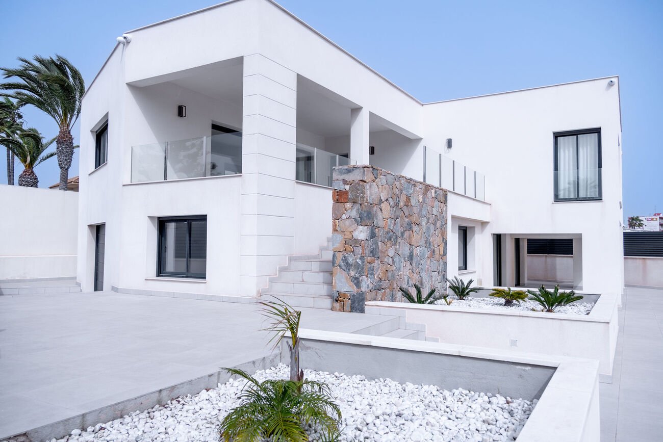 villa-torrevieja-refk4128-32