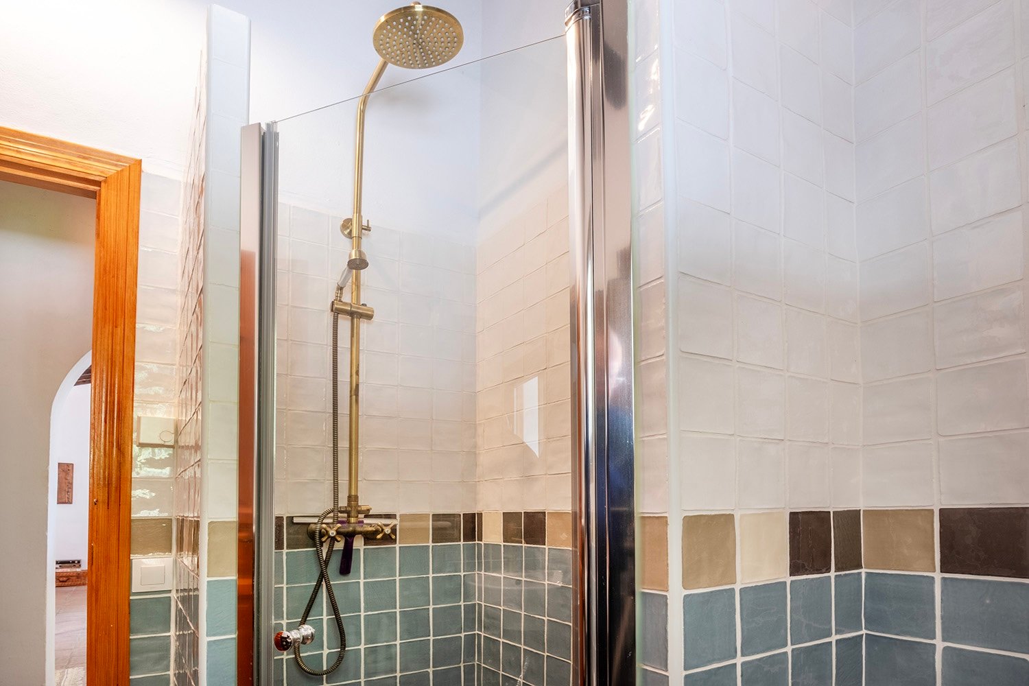 web-bathroom-01-02