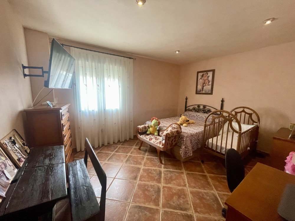 Bedroom-3-CSH7