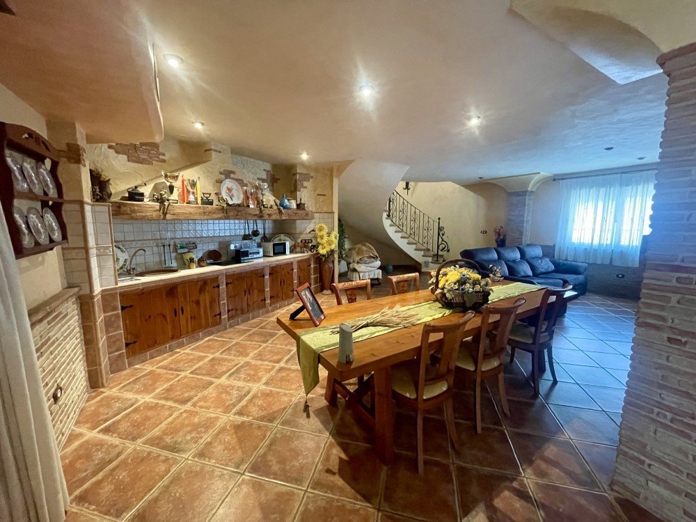 Kitchen-on-Big-living-room-CSH7