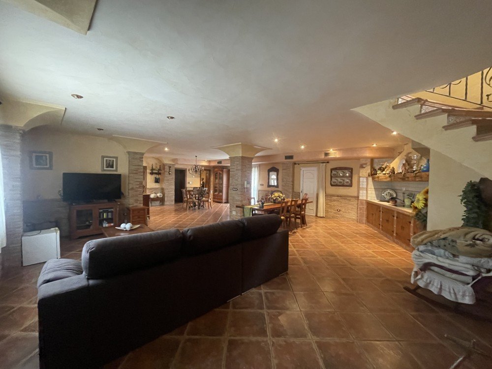 Living-room-CSH7