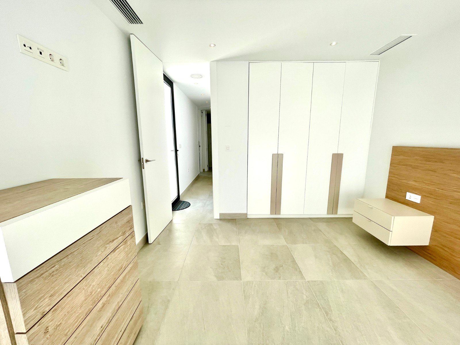o_1jr5f6l7aect1ocu17fg3ij1i3v2r