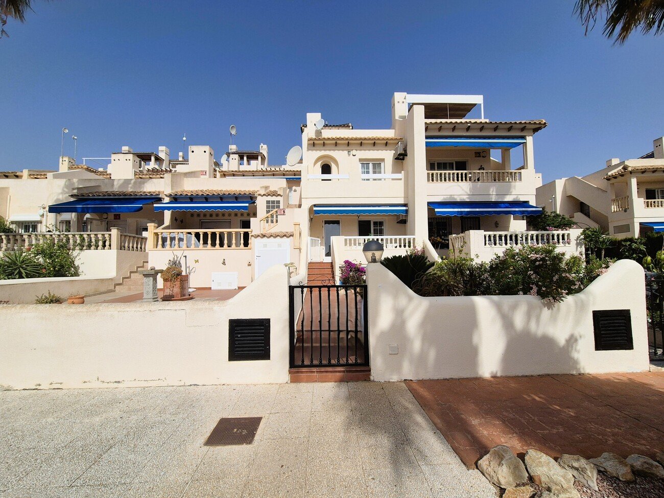 town-house-las-ramblas-golf-cbhd17-49
