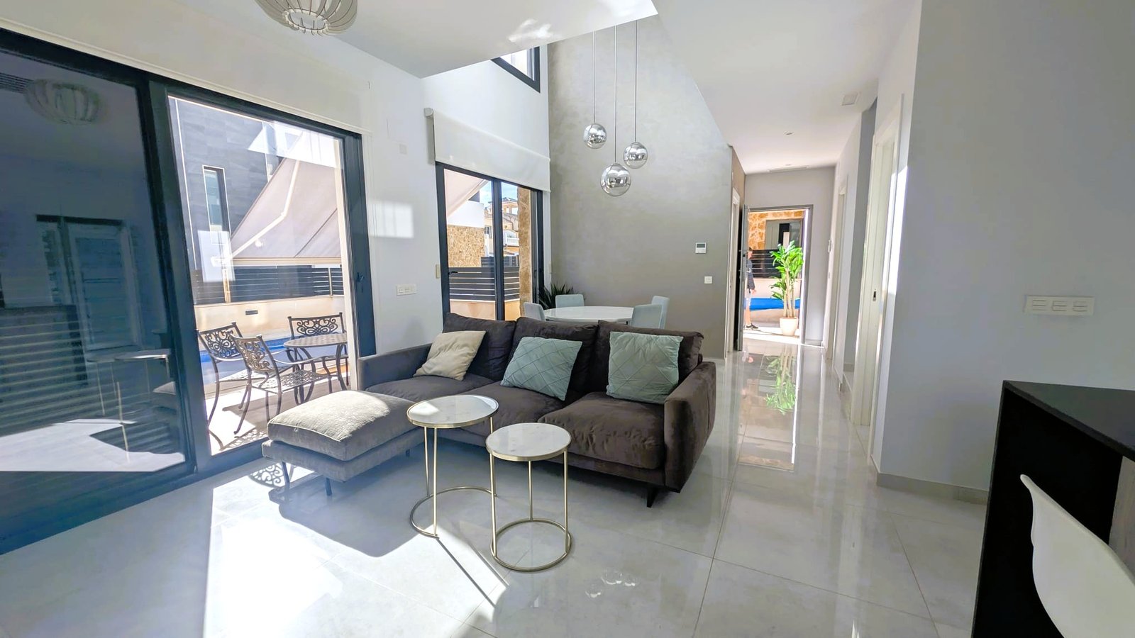 74546_modern_open_plan_4