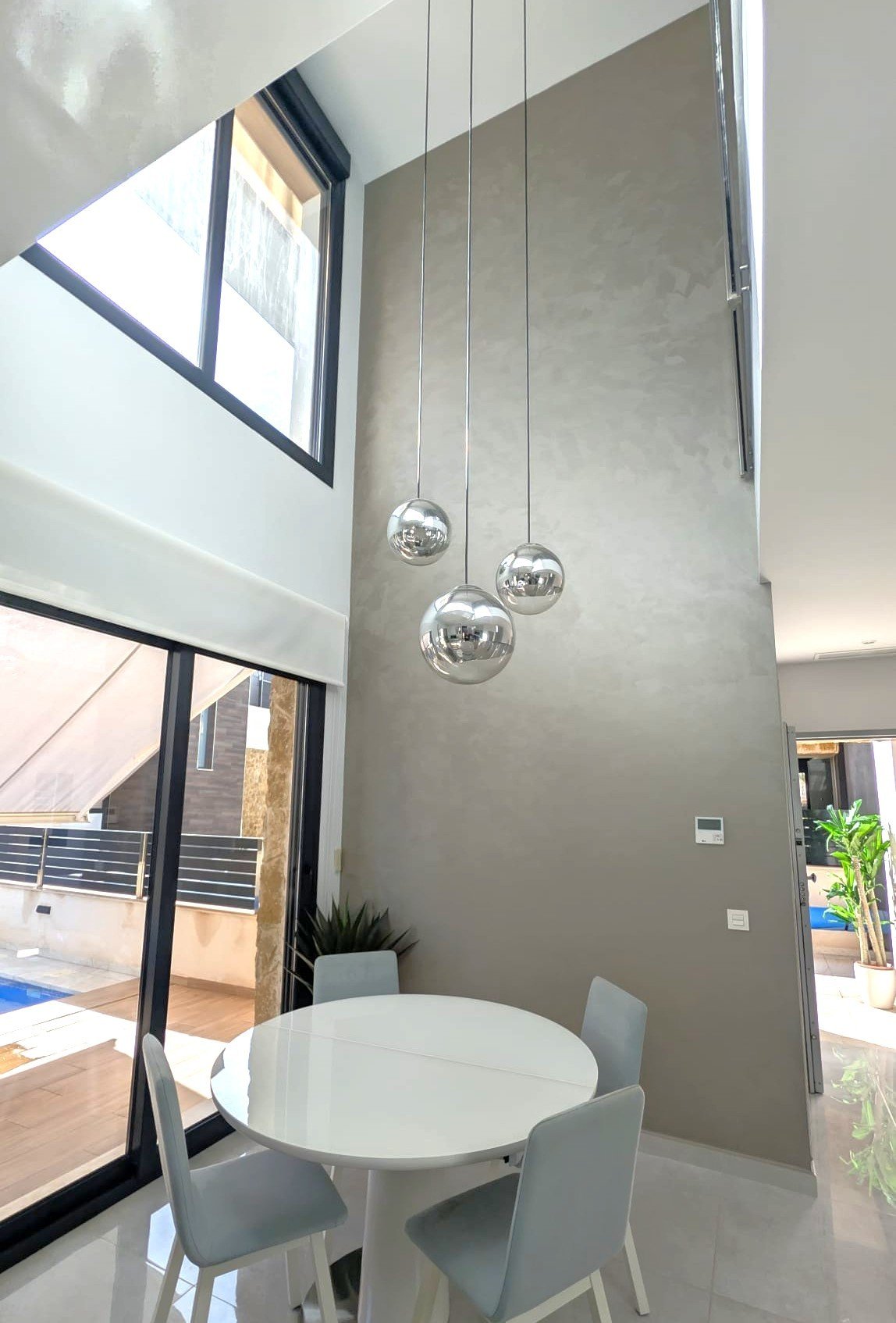 74546_open_lounge_ceiling_2