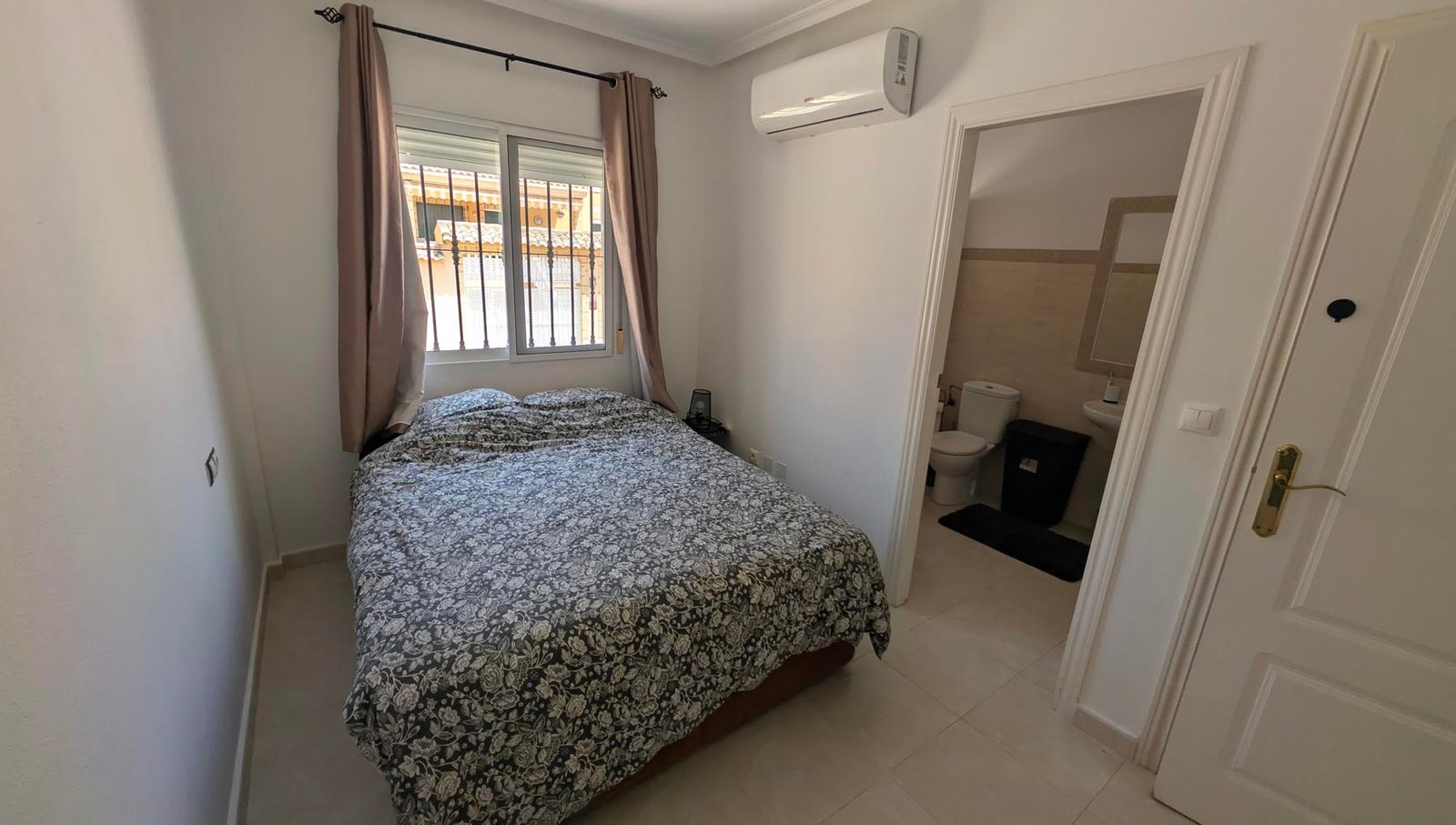 79360_lo_cripen_5_bed_townhouse_algorfa_7