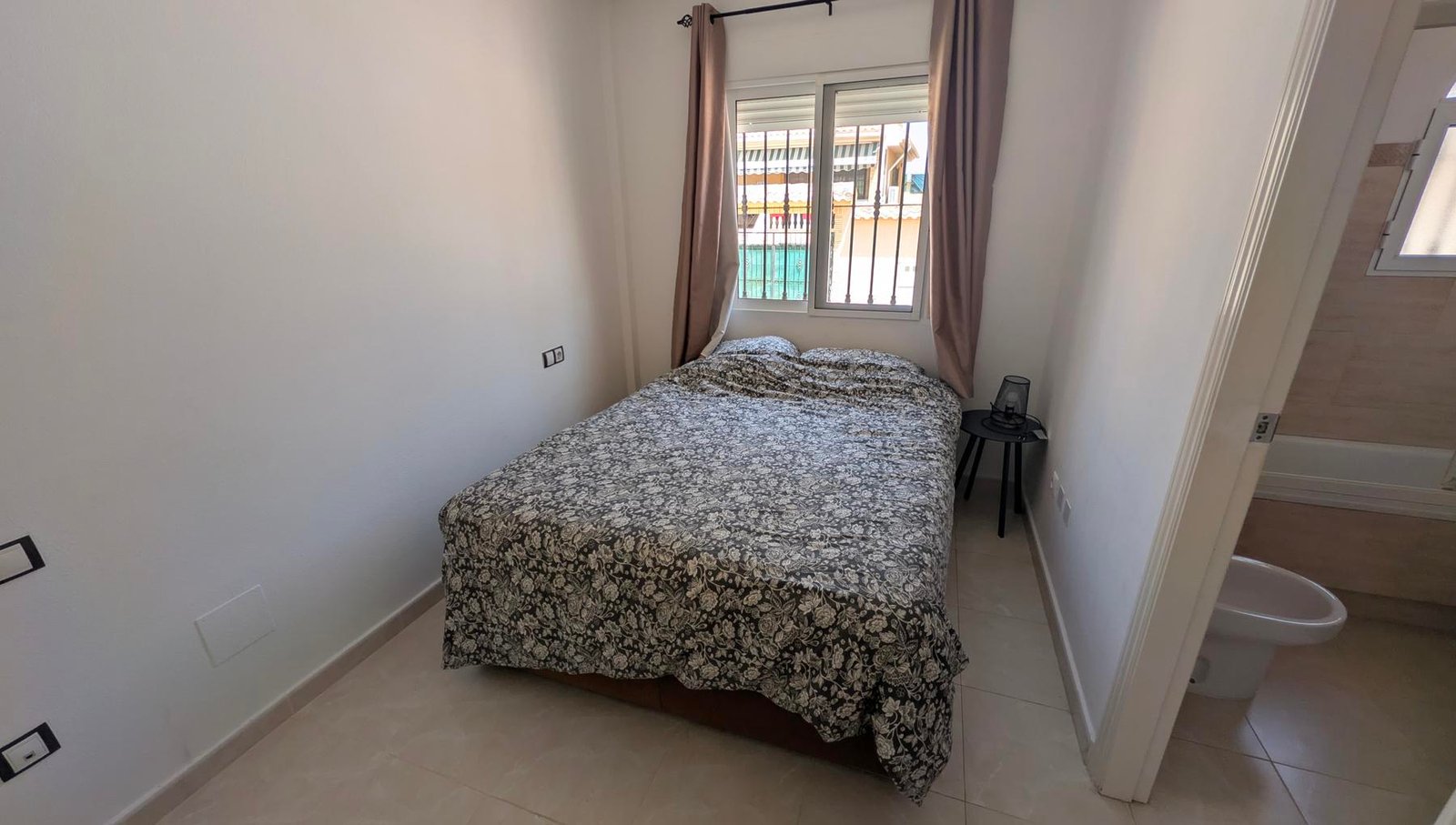 79360_lo_cripen_5_bed_townhouse_algorfa_8