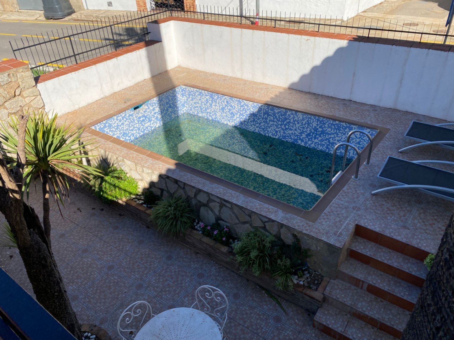 PISCINACONTUMBONASII
