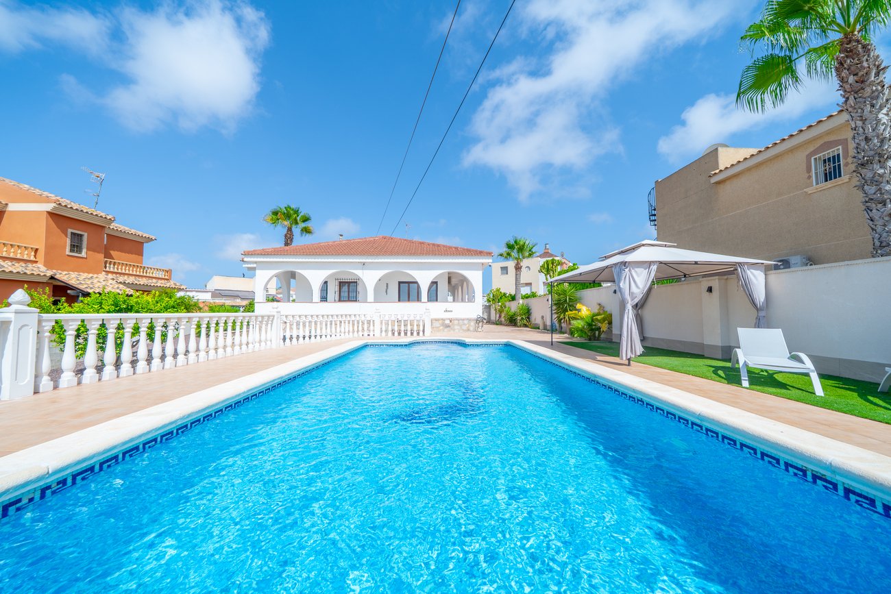 villa-torrevieja-pp1014-41