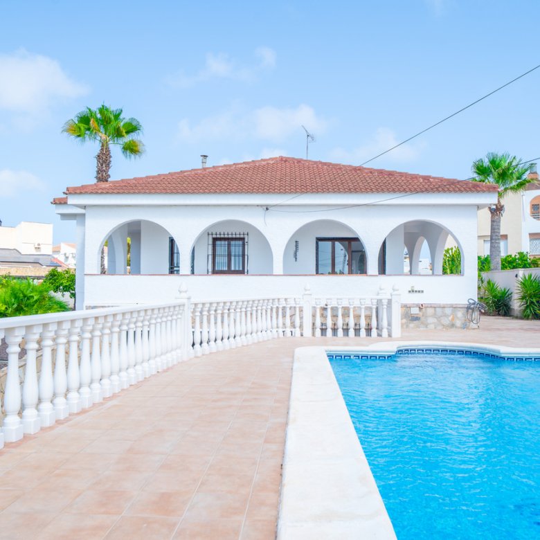 villa torrevieja pp1014 47