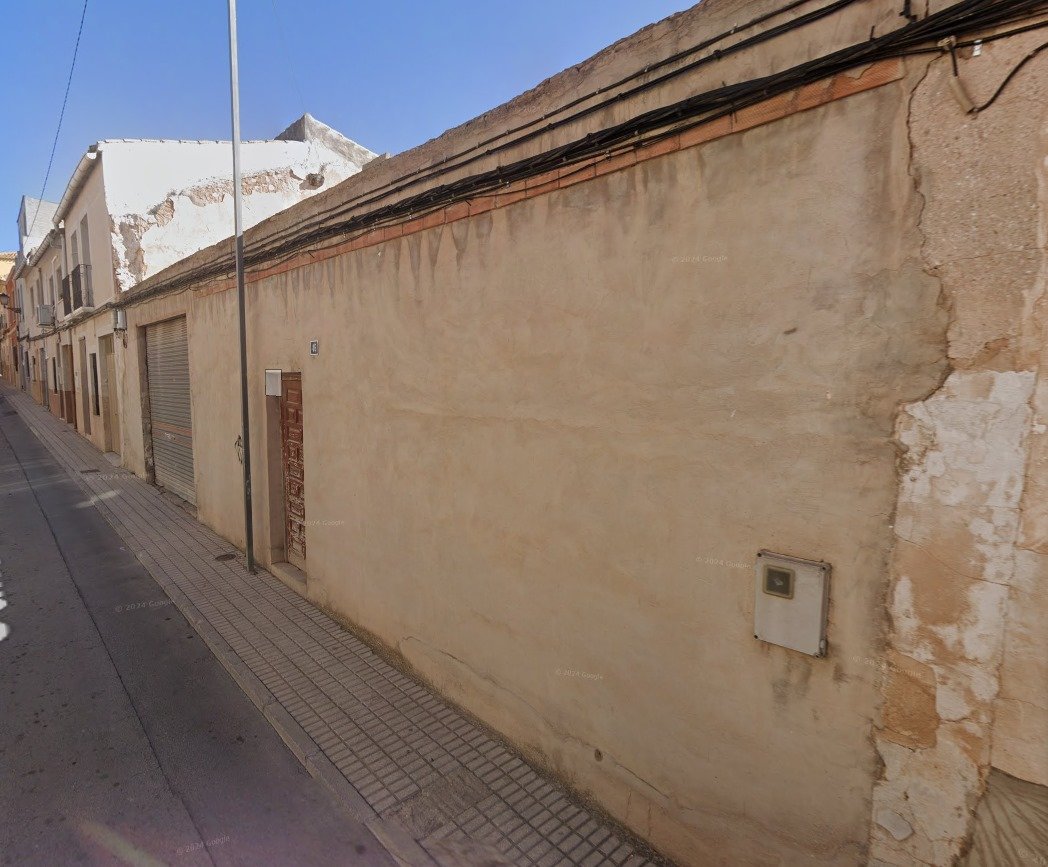 Land in Pinoso - Caza De Casa