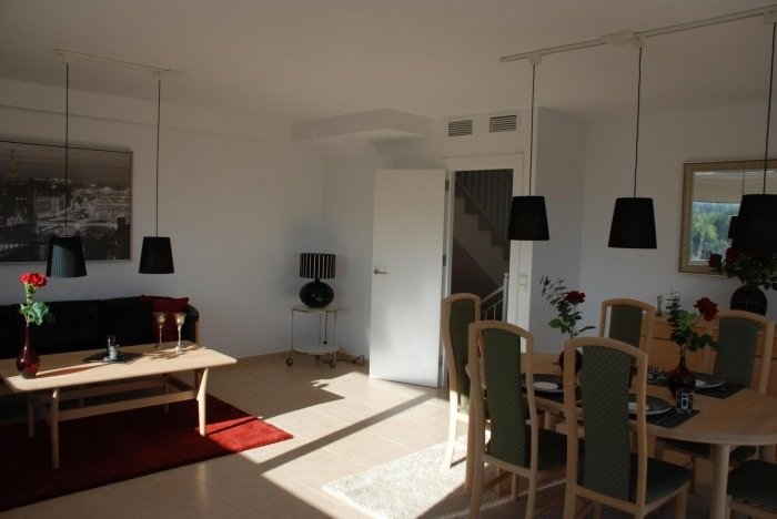 01468-K19VRLLU 4 Bedroom 2 Bathroom Villa in Fuengirola - Caza De Casa