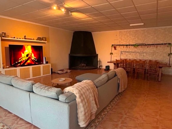 6 Bedroom 1 Bathroom Villa in La Zarza - Caza De Casa