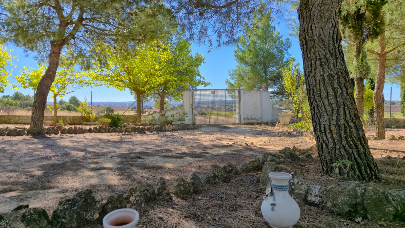 4 Bedroom 1 Bathroom Country House in Almansa - Caza De Casa