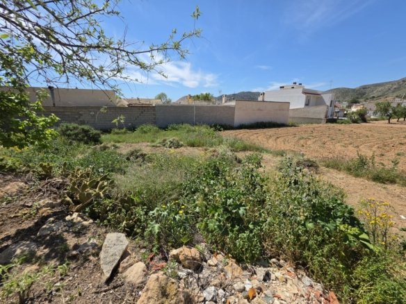 280 m² Land in La Canalosa - Caza De Casa