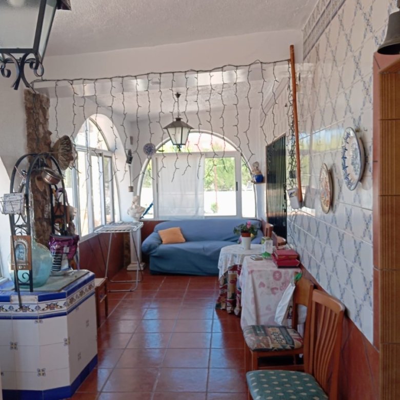 6 Bedroom 1 Bathroom Villa in Yecla - Caza De Casa