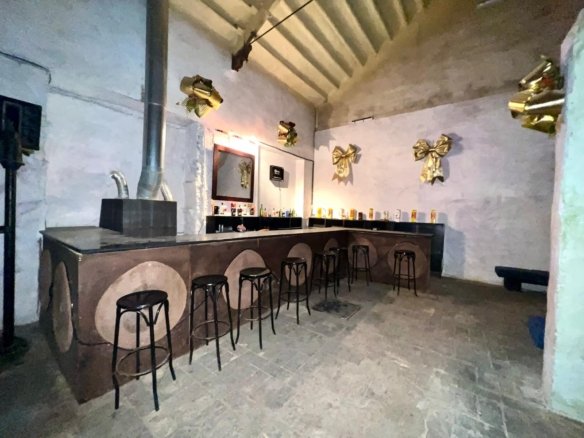 4 Bed 2 Bath Country House in Yecla - Caza De Casa