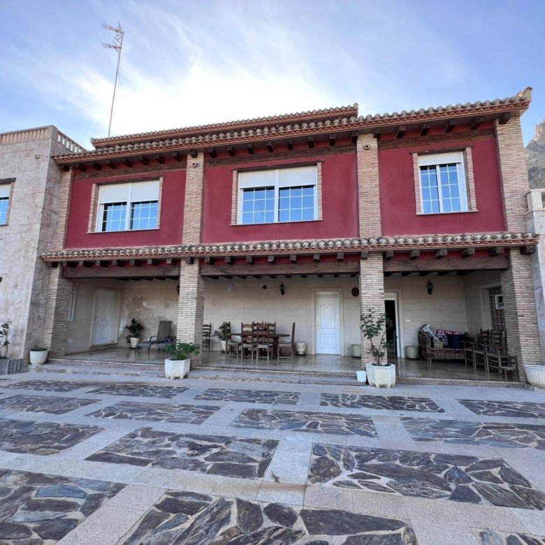 4 Bedroom 3 Bathroom Villa in Orihuela - Caza De Casa
