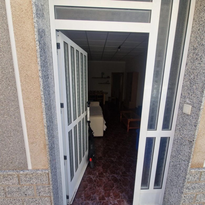 4 Bed 2 Bath Town House in Torrevieja - Caza De Casa