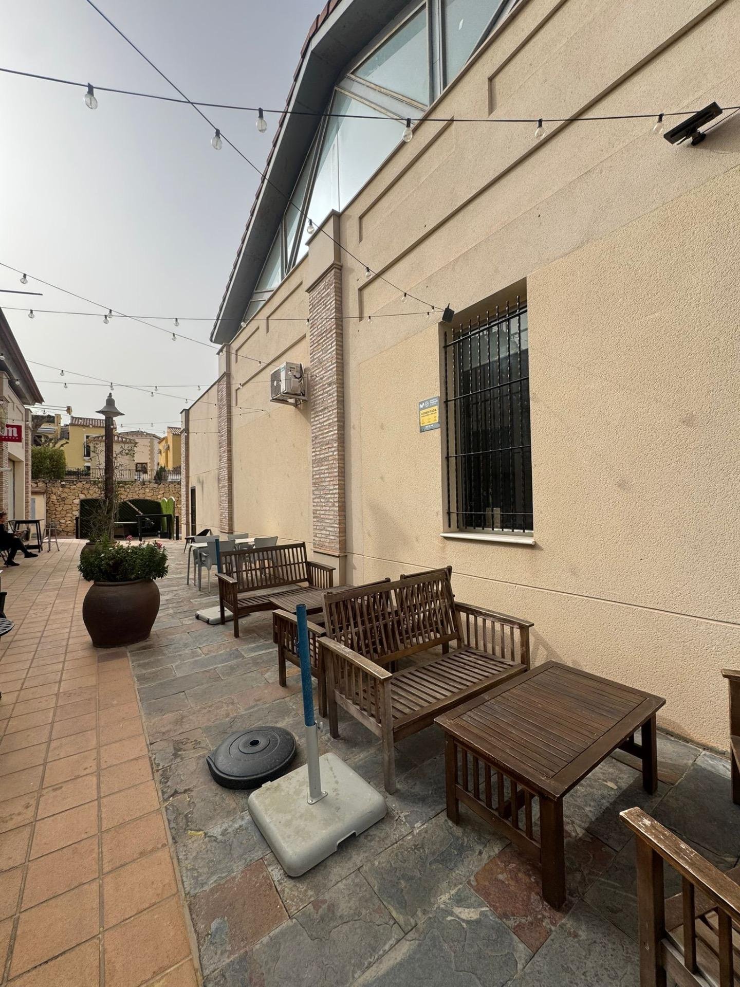 Commercial in Algorfa - Caza De Casa