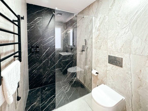 12 Bedroom 12 Bathroom Commercial in Torrevieja - Caza De Casa
