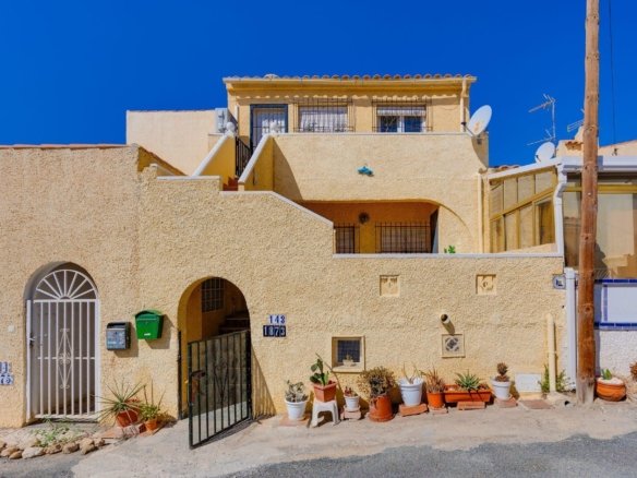 2 Bedroom 1 Bathroom Town House in San Fulgencio - Caza De Casa