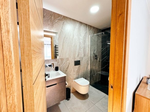 12 Bedroom 12 Bathroom Commercial in Torrevieja - Caza De Casa