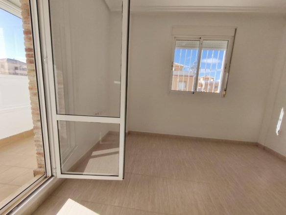 3 Bedroom 2 Bathroom Town House in Rojales - Caza De Casa