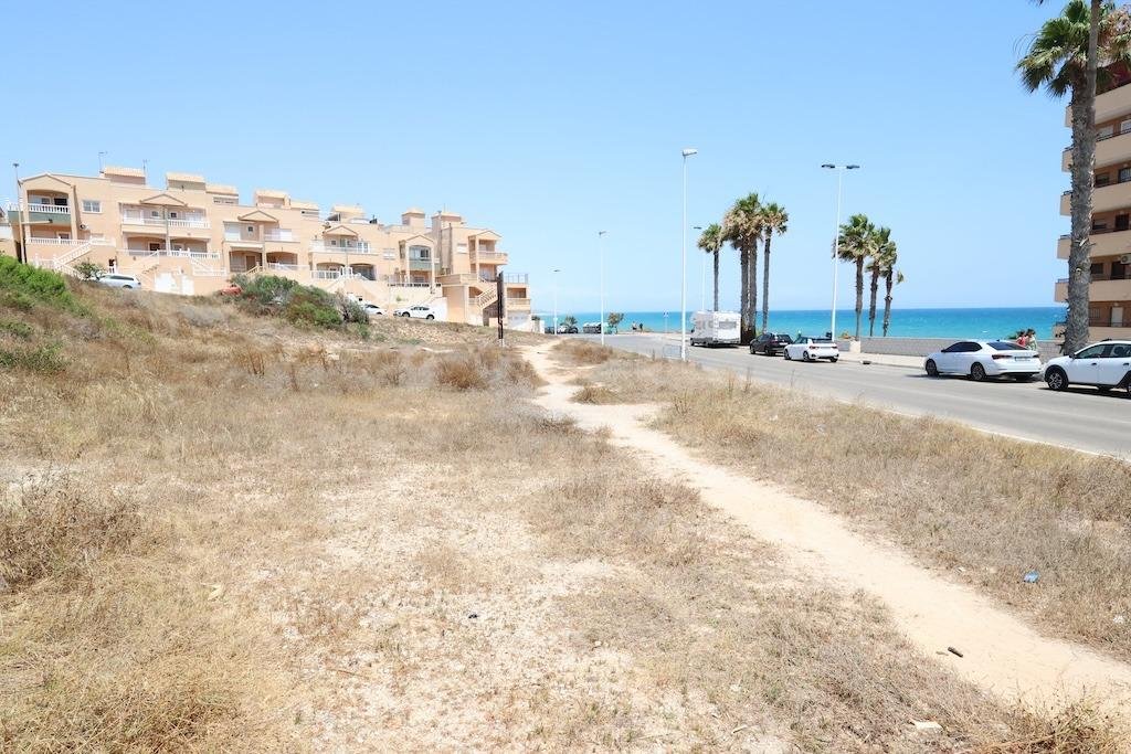 1,755 m² Land in Torrevieja - Caza De Casa