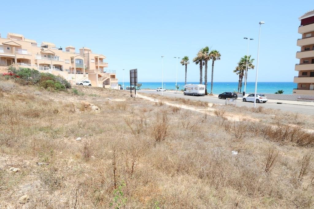 1,755 m² Land in Torrevieja - Caza De Casa