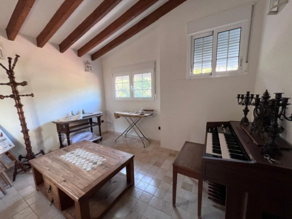 4 Bedroom 3 Bathroom Villa in Orihuela - Caza De Casa